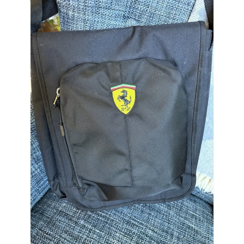 Ferrari Formula 1 - F1 racing  Canvas track bag gym bag laptop bag race Track